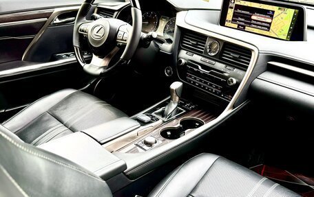 Lexus RX IV рестайлинг, 2019 год, 4 100 000 рублей, 4 фотография
