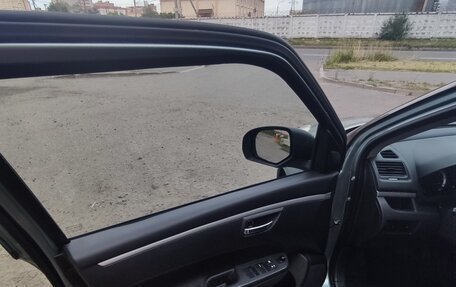 Suzuki Swift IV, 2011 год, 950 000 рублей, 18 фотография