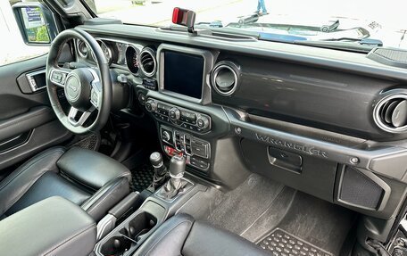 Jeep Wrangler, 2021 год, 13 000 000 рублей, 29 фотография