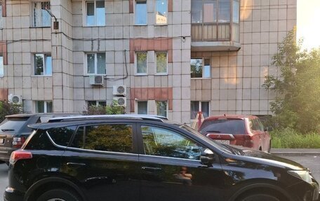 Toyota RAV4, 2018 год, 2 000 000 рублей, 4 фотография