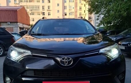 Toyota RAV4, 2018 год, 2 000 000 рублей, 7 фотография