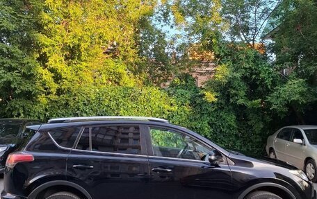 Toyota RAV4, 2018 год, 2 000 000 рублей, 15 фотография