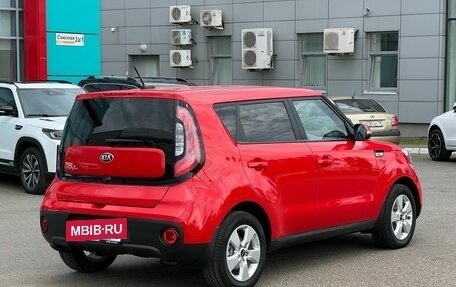 KIA Soul II рестайлинг, 2018 год, 1 200 000 рублей, 4 фотография