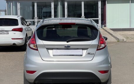 Ford Fiesta, 2016 год, 820 000 рублей, 3 фотография