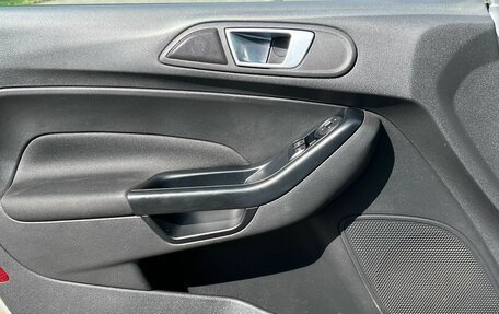 Ford Fiesta, 2016 год, 820 000 рублей, 16 фотография