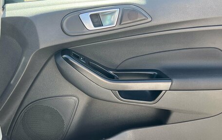 Ford Fiesta, 2016 год, 820 000 рублей, 17 фотография
