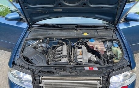 Audi A4, 2002 год, 900 000 рублей, 15 фотография