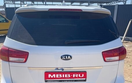 KIA Carnival III, 2017 год, 2 950 000 рублей, 3 фотография