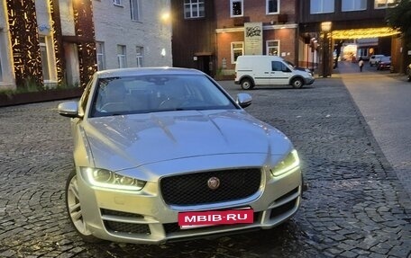 Jaguar XE I рестайлинг, 2016 год, 1 755 000 рублей, 2 фотография