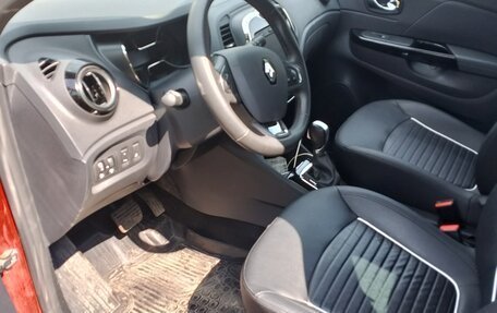 Renault Kaptur I рестайлинг, 2019 год, 2 000 000 рублей, 6 фотография