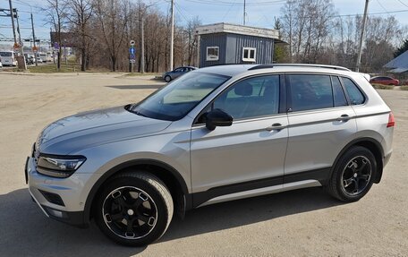 Volkswagen Tiguan II, 2019 год, 2 500 000 рублей, 11 фотография