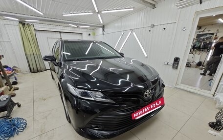 Toyota Camry, 2020 год, 3 000 000 рублей, 2 фотография