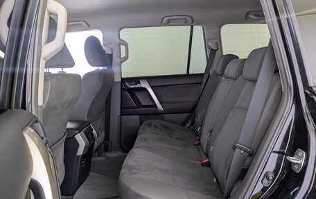 Toyota Land Cruiser Prado 150 рестайлинг 2, 2012 год, 2 900 000 рублей, 10 фотография