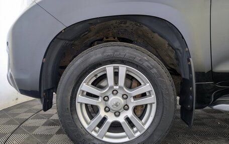 Toyota Land Cruiser Prado 150 рестайлинг 2, 2012 год, 2 900 000 рублей, 13 фотография