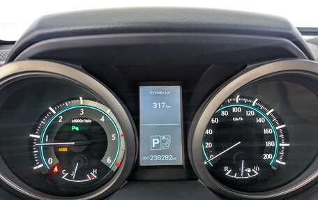 Toyota Land Cruiser Prado 150 рестайлинг 2, 2012 год, 2 900 000 рублей, 14 фотография