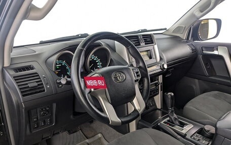 Toyota Land Cruiser Prado 150 рестайлинг 2, 2012 год, 2 900 000 рублей, 16 фотография