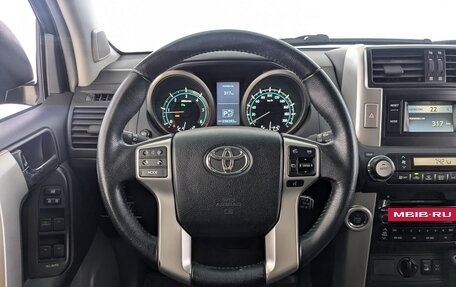 Toyota Land Cruiser Prado 150 рестайлинг 2, 2012 год, 2 900 000 рублей, 25 фотография