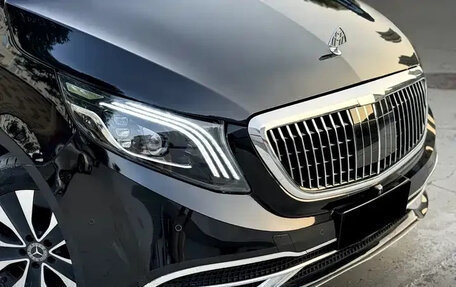 Mercedes-Benz Vito, 2022 год, 3 200 000 рублей, 4 фотография