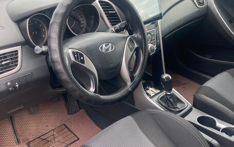 Hyundai i30 II рестайлинг, 2013 год, 890 000 рублей, 6 фотография