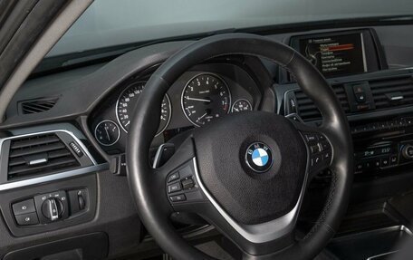BMW 3 серия, 2017 год, 1 845 000 рублей, 5 фотография