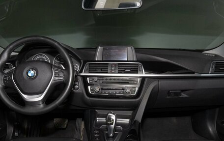 BMW 3 серия, 2017 год, 1 845 000 рублей, 7 фотография