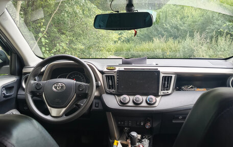 Toyota RAV4, 2014 год, 2 200 000 рублей, 5 фотография