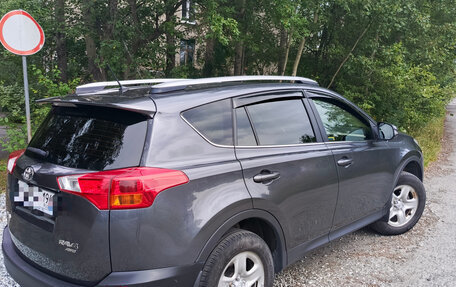 Toyota RAV4, 2014 год, 2 200 000 рублей, 8 фотография
