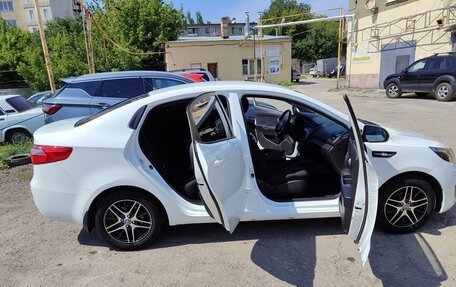 KIA Rio III рестайлинг, 2014 год, 950 000 рублей, 9 фотография
