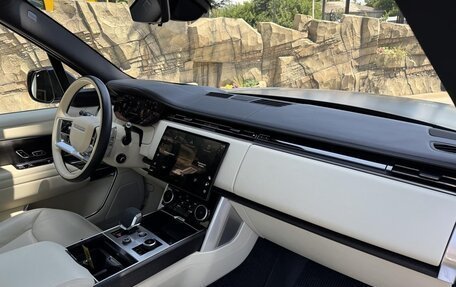 Land Rover Range Rover IV рестайлинг, 2022 год, 14 400 000 рублей, 14 фотография