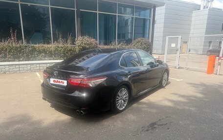 Toyota Camry, 2018 год, 2 500 000 рублей, 4 фотография
