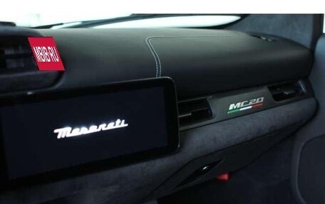Maserati MC20, 2022 год, 12 800 000 рублей, 5 фотография