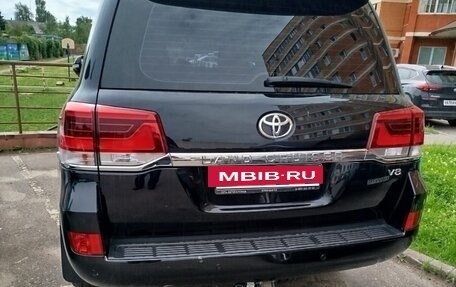 Toyota Land Cruiser 200, 2016 год, 5 800 000 рублей, 4 фотография
