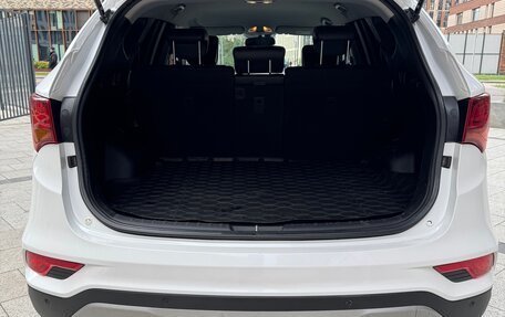 Hyundai Santa Fe III рестайлинг, 2017 год, 2 070 000 рублей, 7 фотография