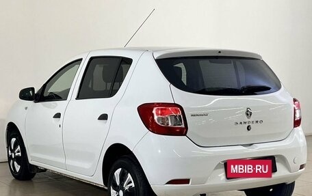 Renault Sandero II рестайлинг, 2015 год, 586 000 рублей, 5 фотография