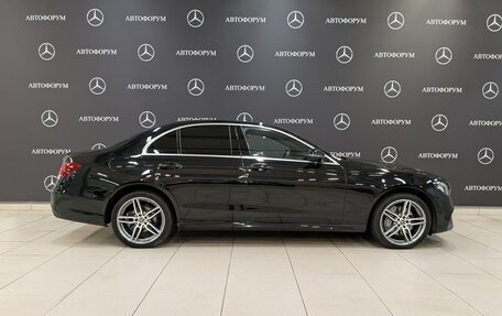 Mercedes-Benz E-Класс, 2018 год, 3 447 000 рублей, 4 фотография