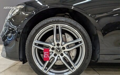 Mercedes-Benz E-Класс, 2018 год, 3 447 000 рублей, 26 фотография
