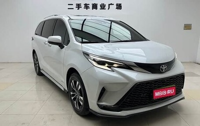 Toyota Granvia, 2024 год, 4 650 000 рублей, 1 фотография