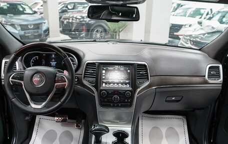 Jeep Grand Cherokee, 2013 год, 2 099 000 рублей, 9 фотография