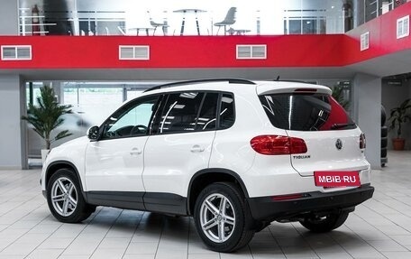 Volkswagen Tiguan I, 2012 год, 899 000 рублей, 4 фотография