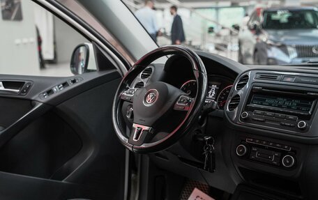 Volkswagen Tiguan I, 2012 год, 899 000 рублей, 10 фотография