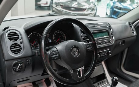 Volkswagen Tiguan I, 2012 год, 899 000 рублей, 8 фотография