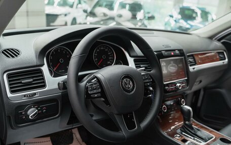 Volkswagen Touareg III, 2010 год, 1 499 000 рублей, 7 фотография