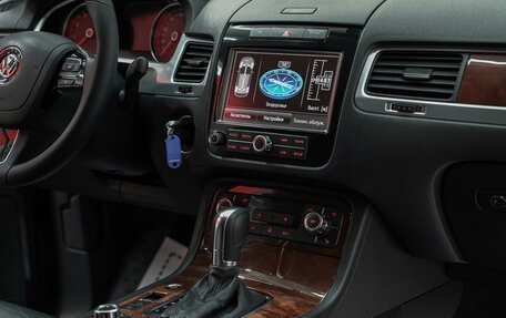 Volkswagen Touareg III, 2010 год, 1 499 000 рублей, 12 фотография