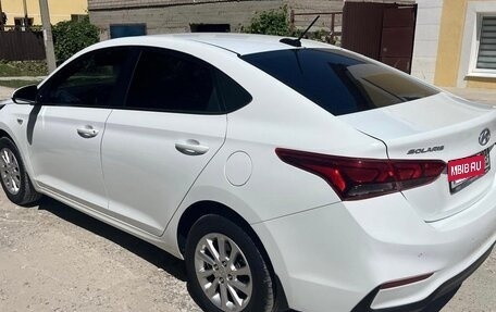 Hyundai Solaris II рестайлинг, 2019 год, 1 530 000 рублей, 4 фотография
