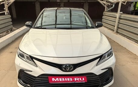 Toyota Camry, 2022 год, 2 980 000 рублей, 3 фотография