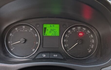 Skoda Fabia II, 2011 год, 530 000 рублей, 4 фотография