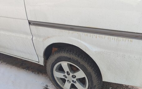 Mitsubishi Delica IV, 2000 год, 550 000 рублей, 4 фотография