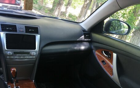 Toyota Camry, 2010 год, 1 170 000 рублей, 7 фотография