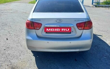 Hyundai Elantra IV, 2010 год, 650 000 рублей, 2 фотография