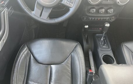 Jeep Wrangler, 2014 год, 4 800 000 рублей, 17 фотография